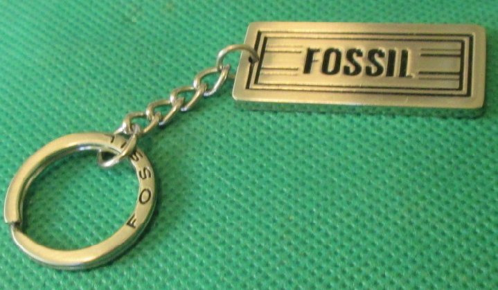 FOSSIL logo metal keyring key chain 1.75" - Click Image to Close