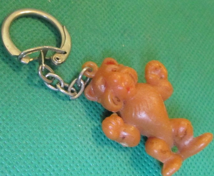 Vintage LION plastic charm keyring key chain 2", made Hong Kong - Click Image to Close
