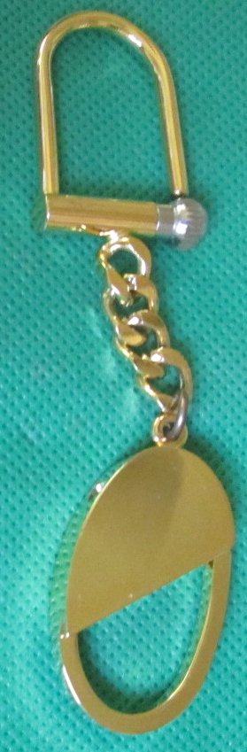 Fancy goldtone metal double keyring key chain 3" - Click Image to Close