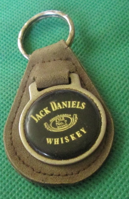 JACK DANIELS Whiskey keyring key chain 2.5" - Click Image to Close