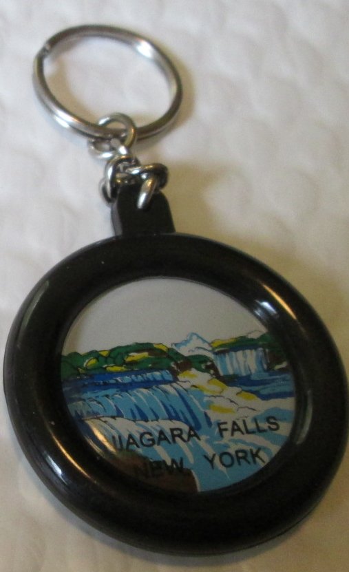 NIAGARA FALLS NEW YORK souvenir plastic keyring key chain 2.25"