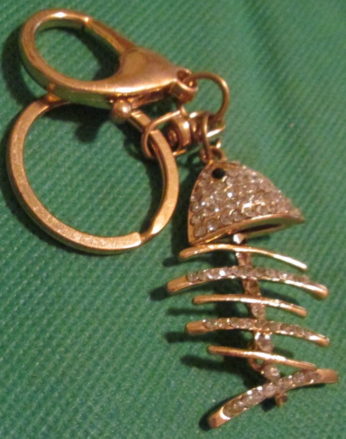 Goldtone FISH with rhinestones keyring key chain clip-on 2"