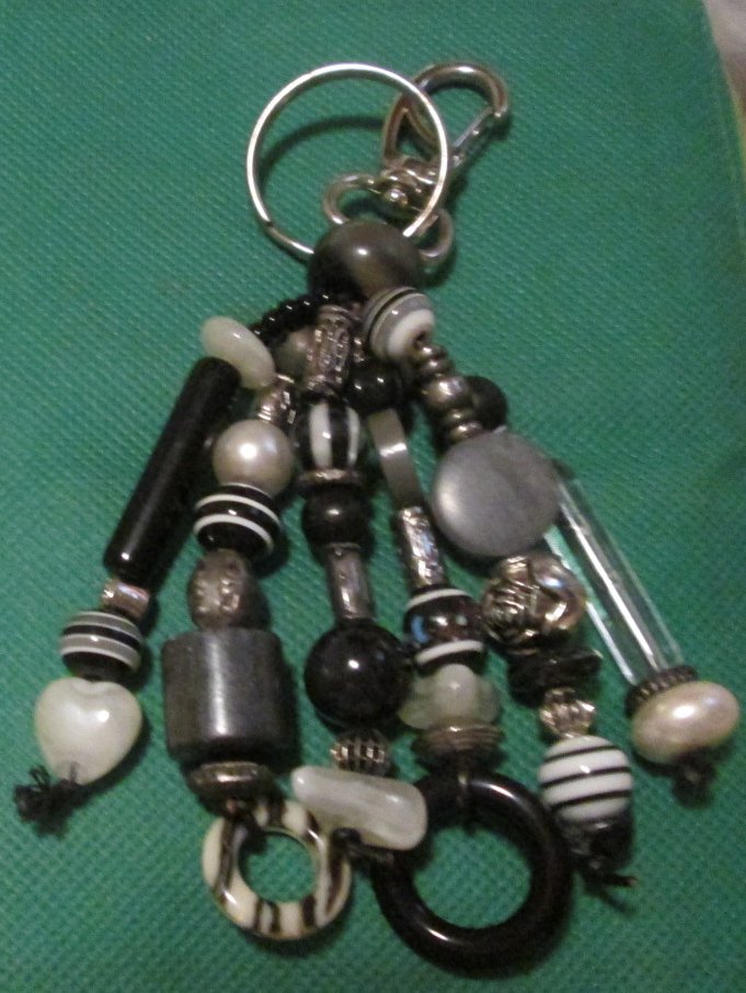Six strands of dangling beads keyring key chain clip-on 4.5"