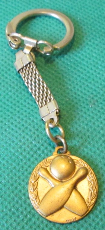 Vintage metal BOWLING keyring key chain 1" - Click Image to Close