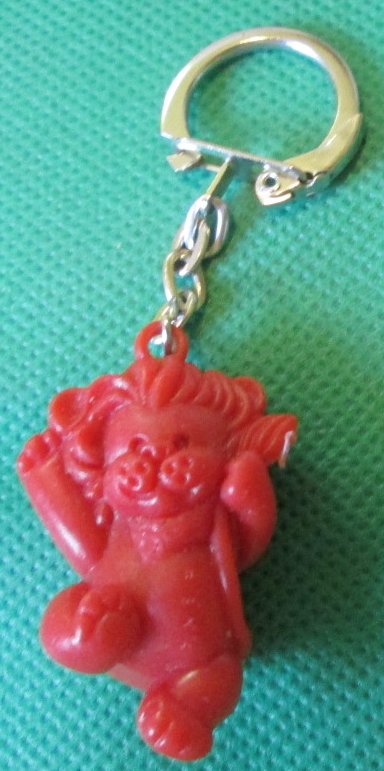 Vintage red LION charm plastic keyring key chain 1.5" - Click Image to Close