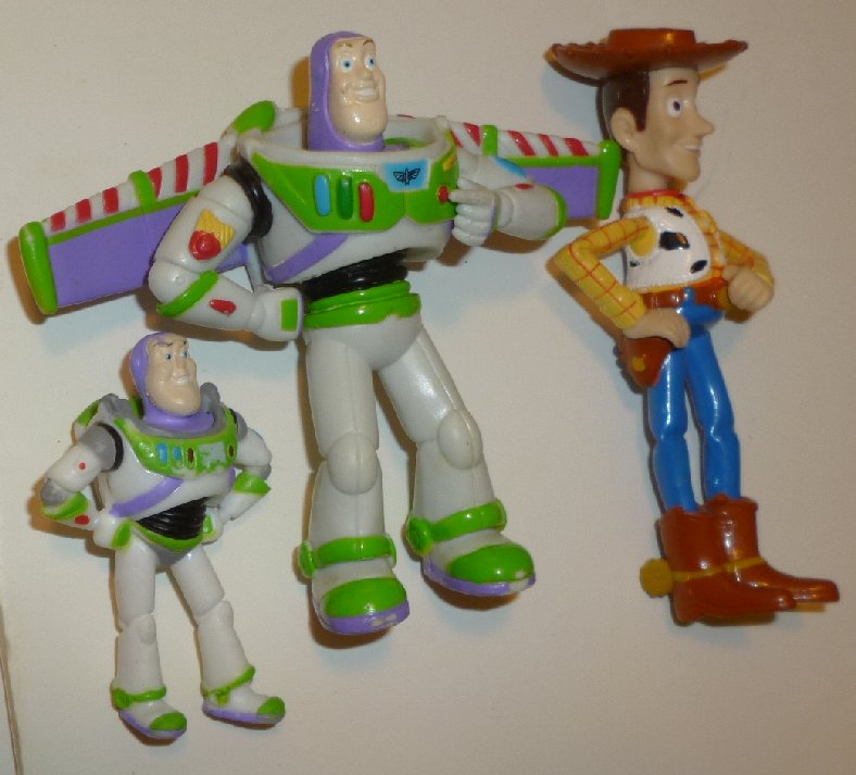 TOY STORY lot of 3 PVC Figures Woody 2 Buzz Lightyear