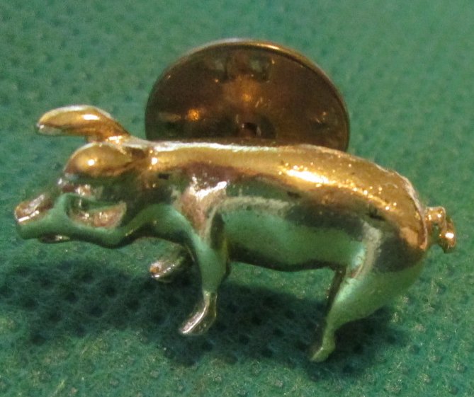 Mini PIG goldtone metal pinback lapel PIN 1"