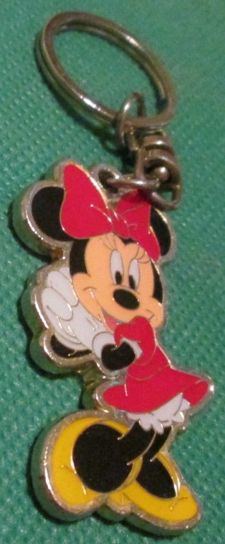 Disney MINNIE MOUSE flat metal keyring key chain 2"