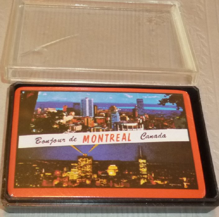 1 Deck vintage playing cards souvenir Bonjour MONTREAL CANADA