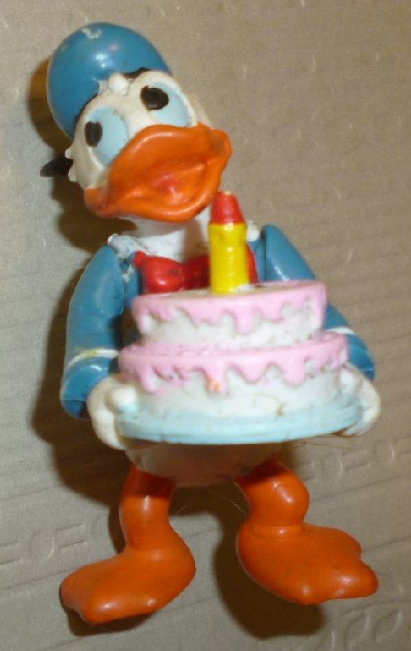 DONALD DUCK PVC Figure with birthday cake 2.25" Disney