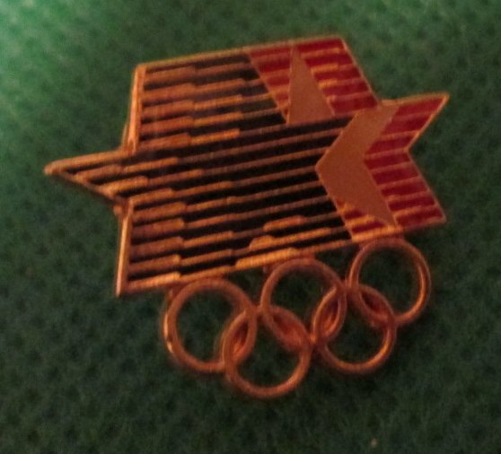 1984 LA OLYMPICS pinback lapel PIN 0.75"