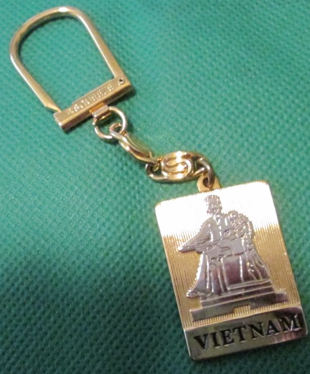 VIETNAM souvenir metal keyring key chain 1.5" - Click Image to Close