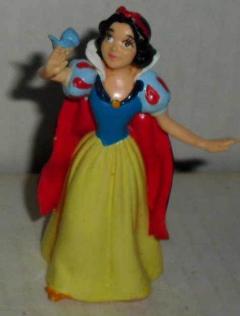 Princess SNOW WHITE PVC Figure w/bird 3", Disney Applause