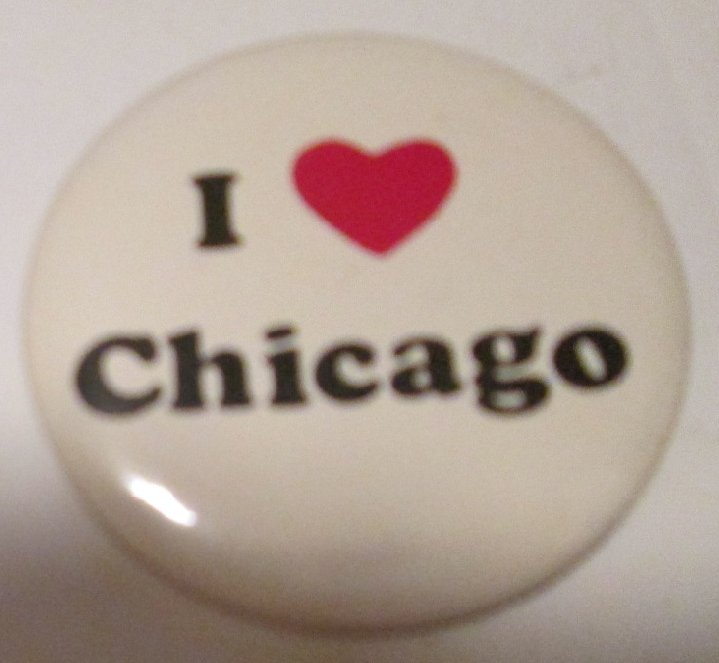 Vintage I love CHICAGO IL round button Pin 2.25"