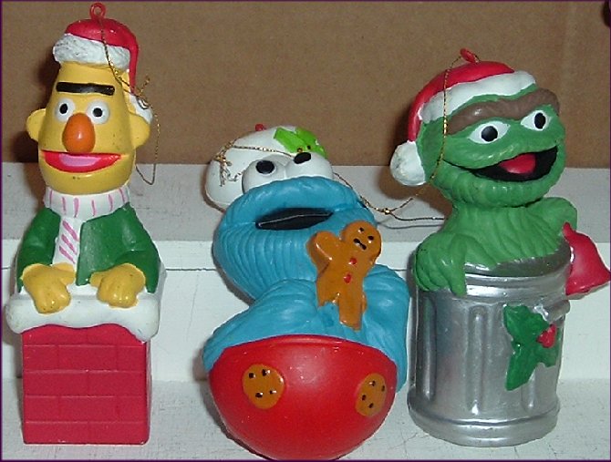 Sesame Street XMAS Ornament 3 OSCAR BERT & COOKIE