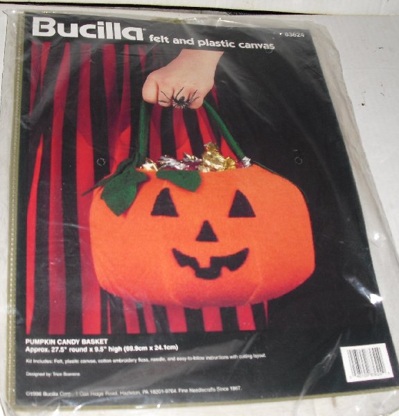 Bucilla PUMPKIN CANDY BASKET felt & canvas craft Kit